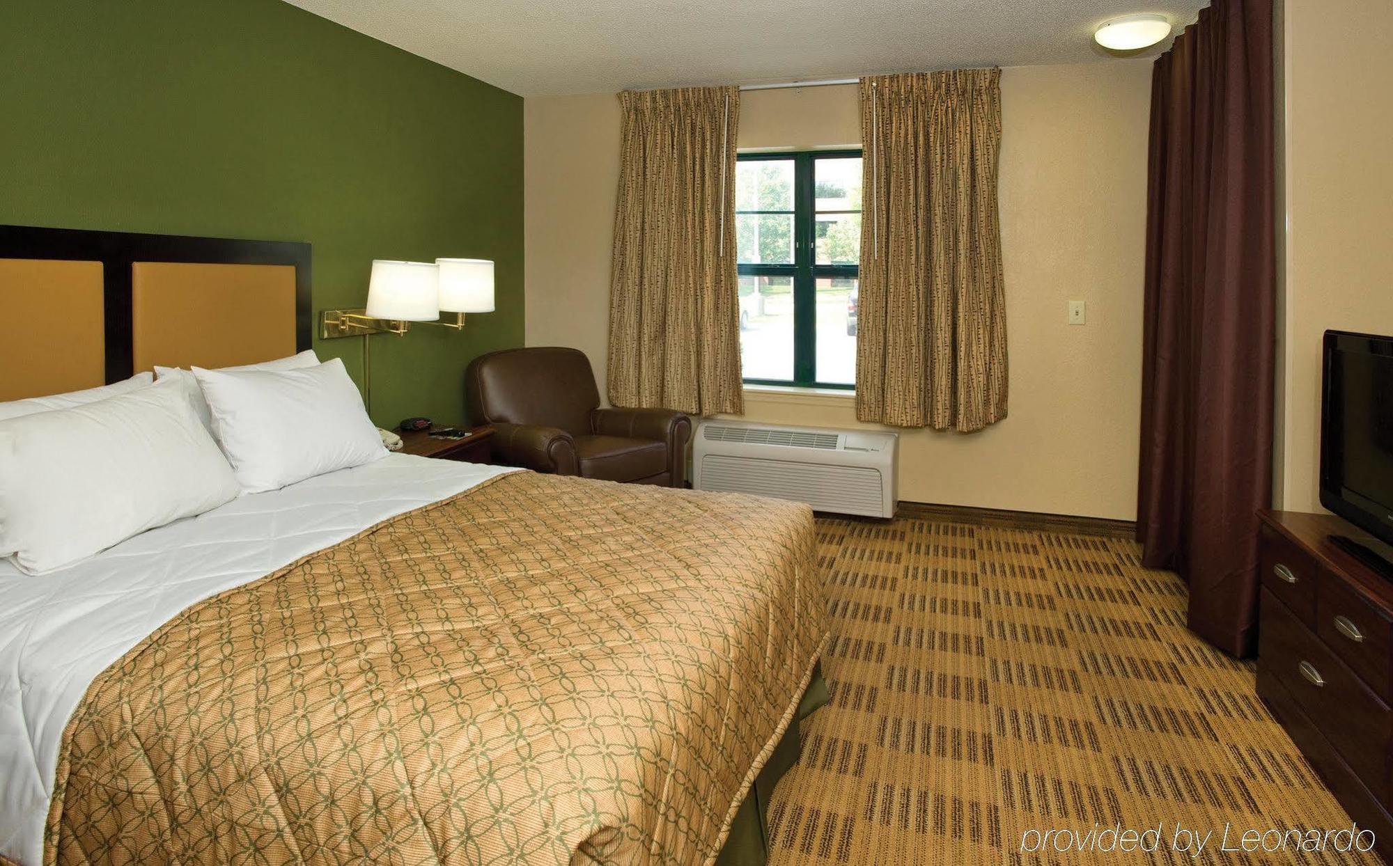 Extended Stay America Suites - San Diego - Mission Valley - Stadium Exterior photo